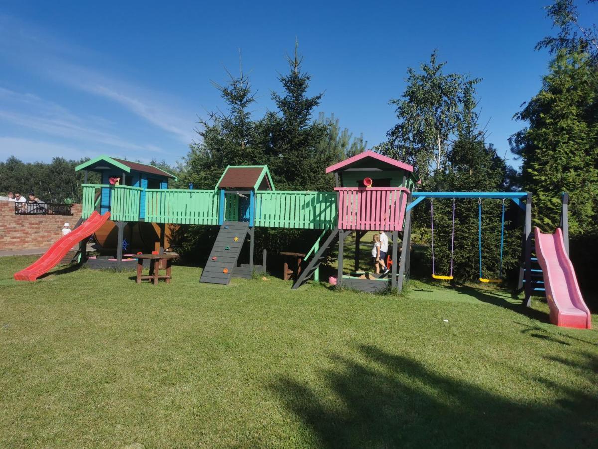 Dworek Nad Stawem & Laznia Piwna Ostrów Mazowiecka Exterior foto
